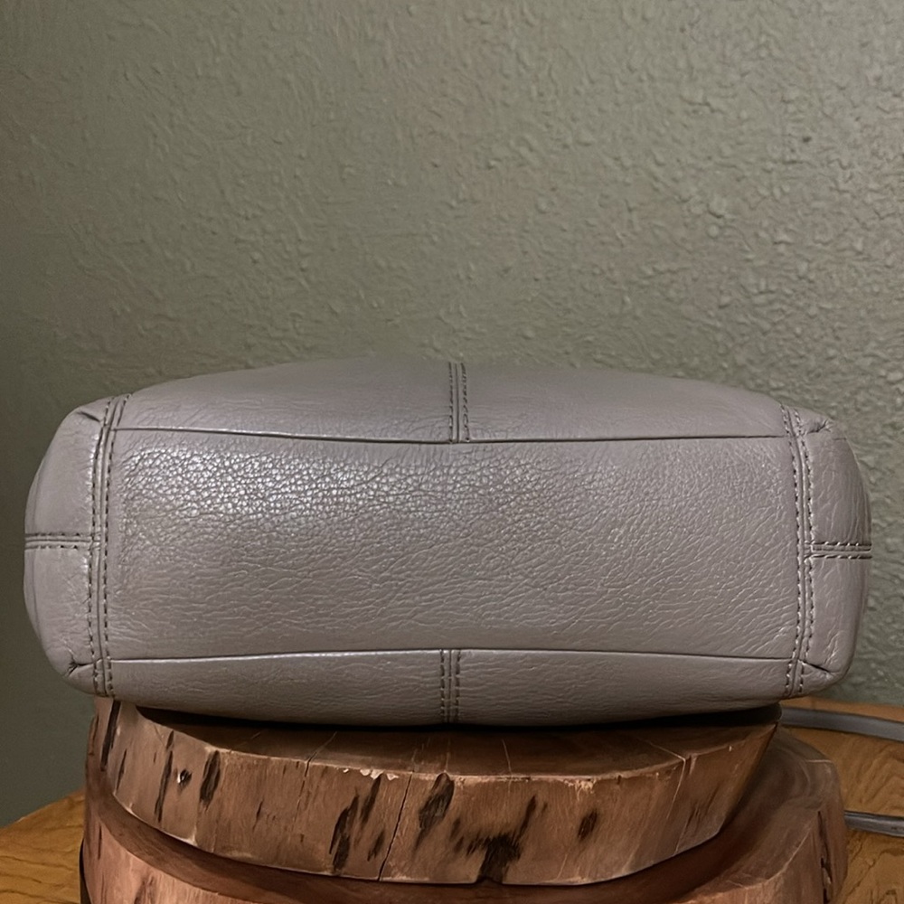 COACH LEATHER SMALL LEXY SHOULDER BAG - Picture 6 of 16
